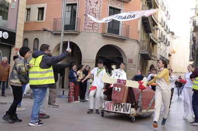 <bound method DexterityContent.Title of <NewsItem at /fs-webs/festeslleida/ca/actualitat/noticies/una-esbojarrada-21a-cursa-de-llits-acoloreix-el-diumenge-de-carnaval-a-lleida>>.